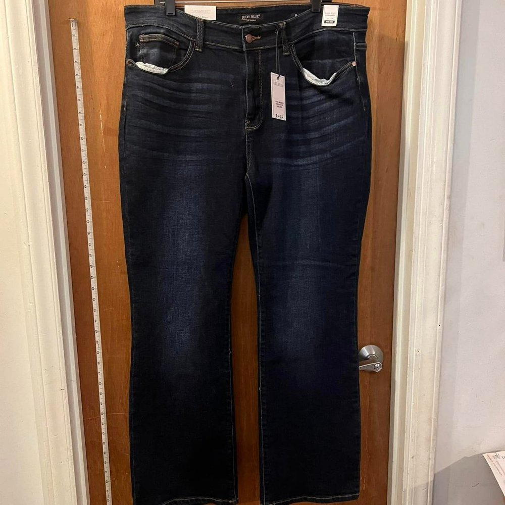 Size 20W  - NWT - Judy Blue - Dark Blue Boot Cut Jeans - W41"/L31"